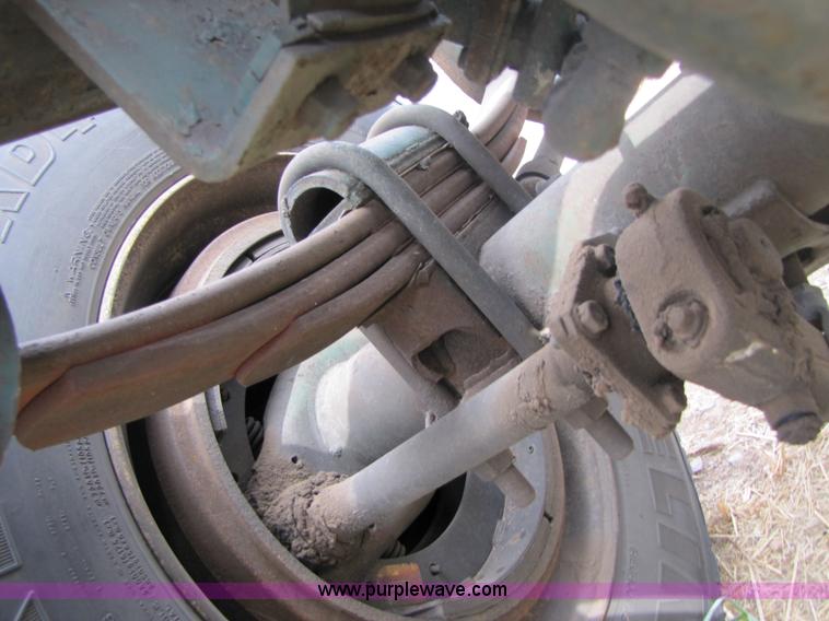 image for item C9539 Single axle semi trailer dolly