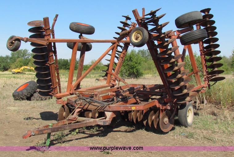 image for item D9035 Sunflower 28' folding disk