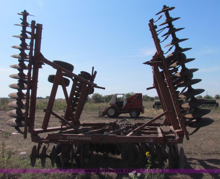 image for item D9035 Sunflower 28' folding disk