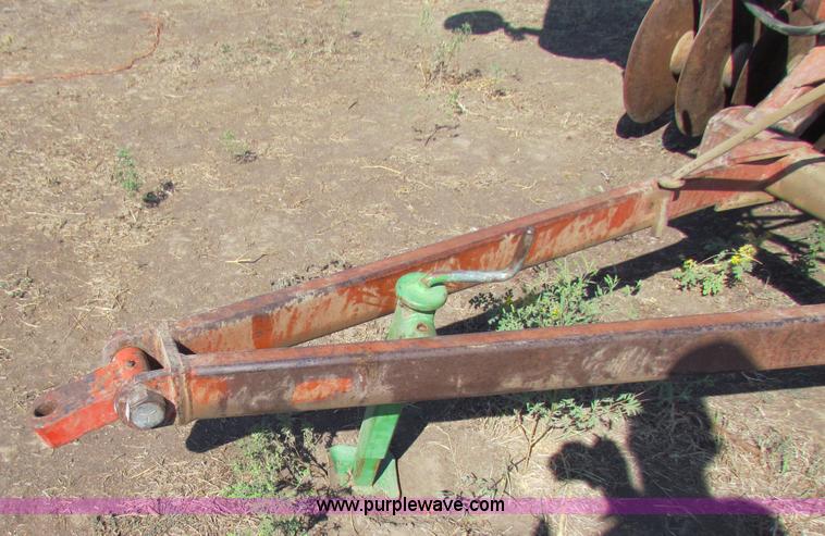 image for item D9035 Sunflower 28' folding disk