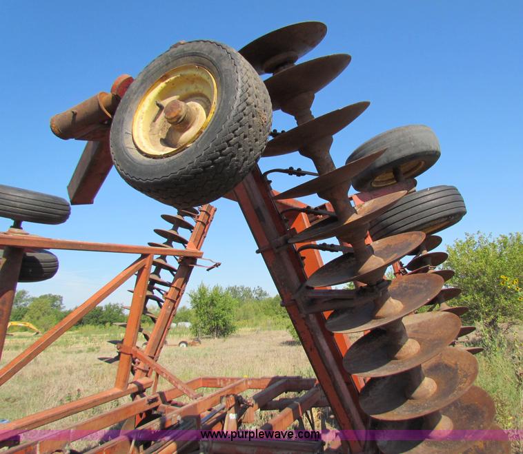 image for item D9035 Sunflower 28' folding disk