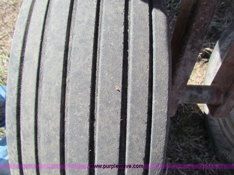 image for item D9035 Sunflower 28' folding disk