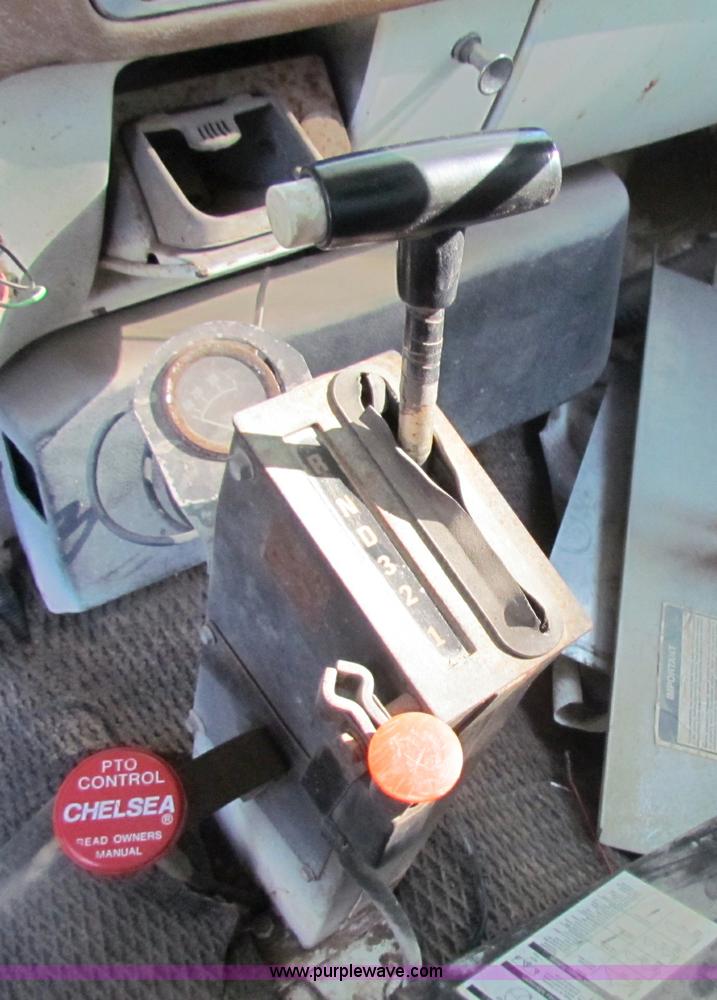 image for item D9036 Chevrolet C60 spreader truck