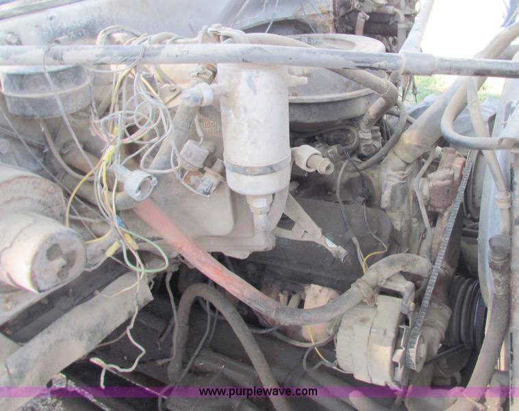 image for item D9036 Chevrolet C60 spreader truck