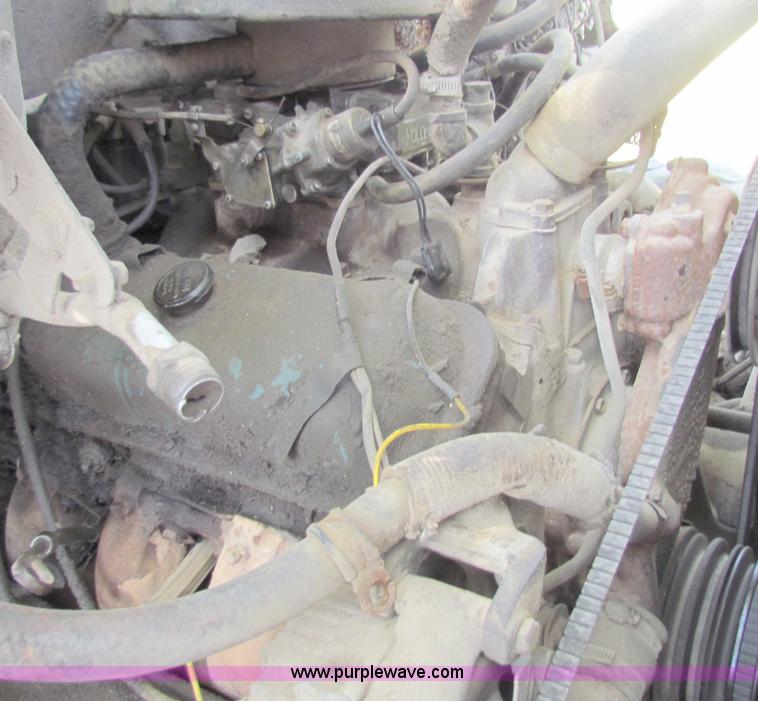 image for item D9036 Chevrolet C60 spreader truck