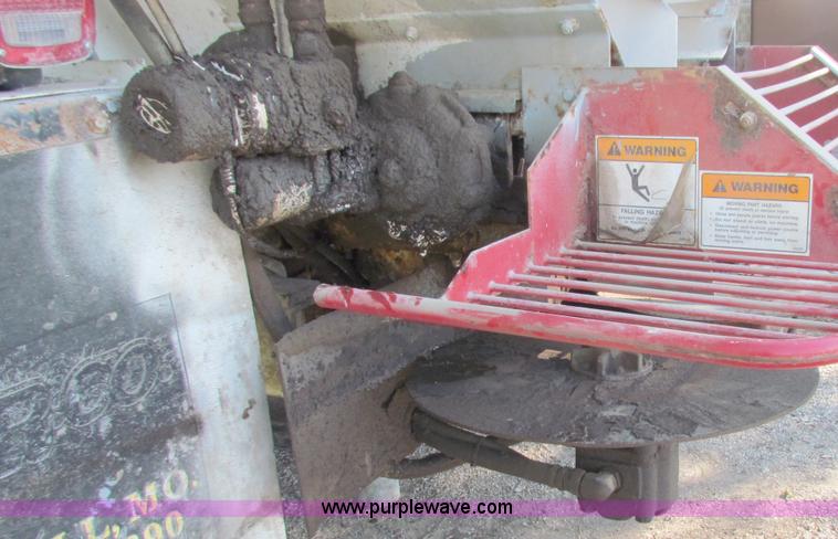 image for item D9036 Chevrolet C60 spreader truck