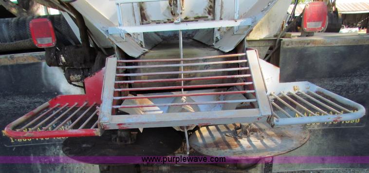 image for item D9036 Chevrolet C60 spreader truck