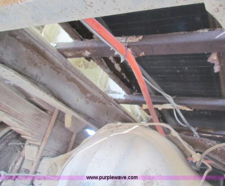 image for item D9036 Chevrolet C60 spreader truck