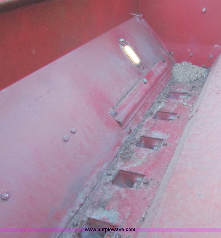 image for item D9041 International 510 12' drill