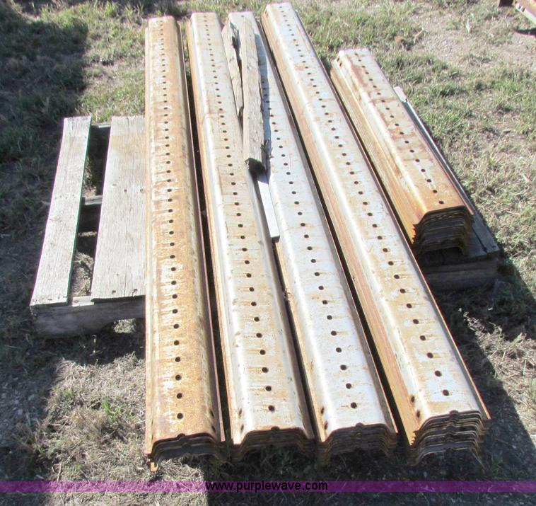 image for item D9042 20,000 bushel gain bin