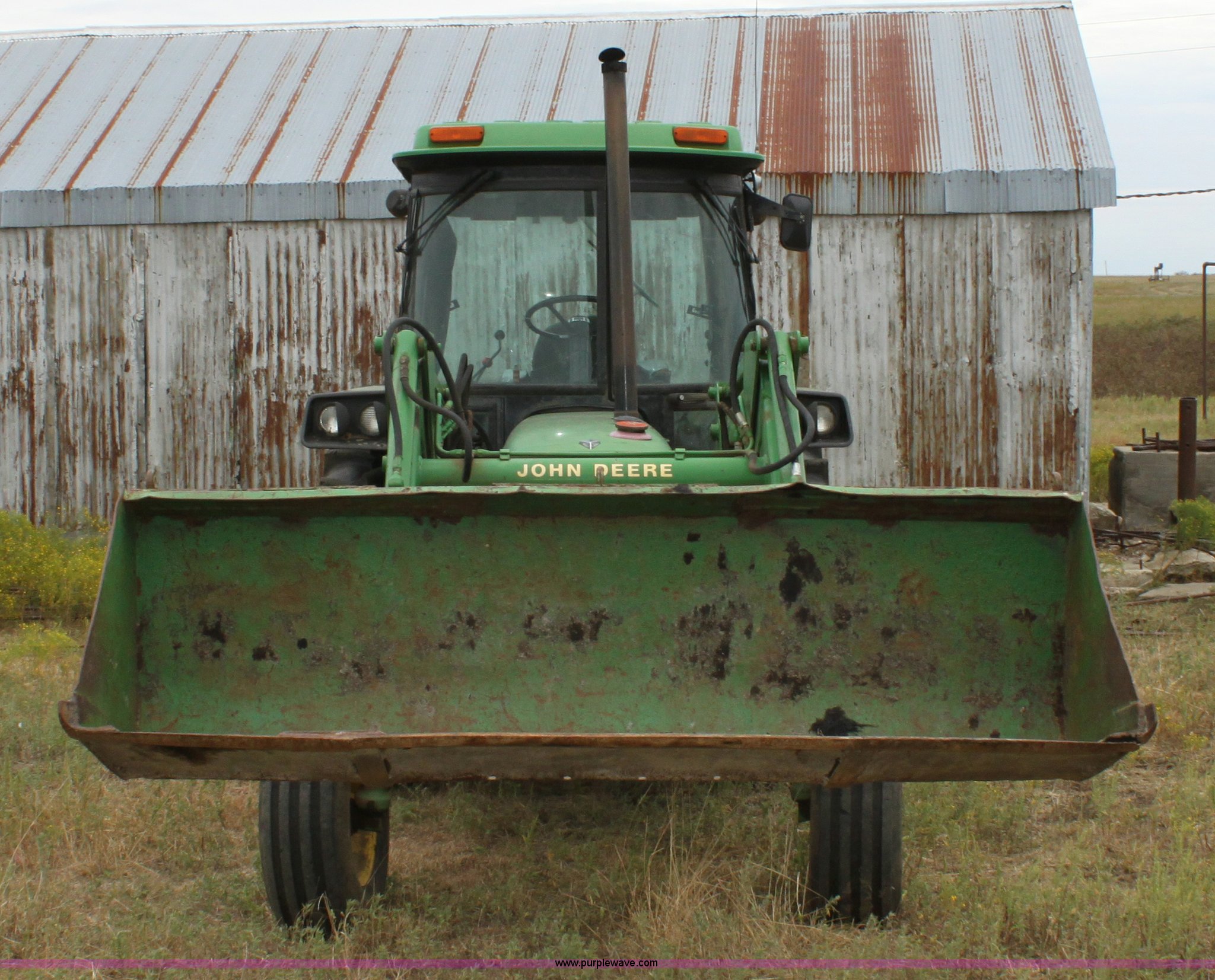 1984 John Deere 2550 tractor in Gridley, KS Item A2843 sold Purple Wave