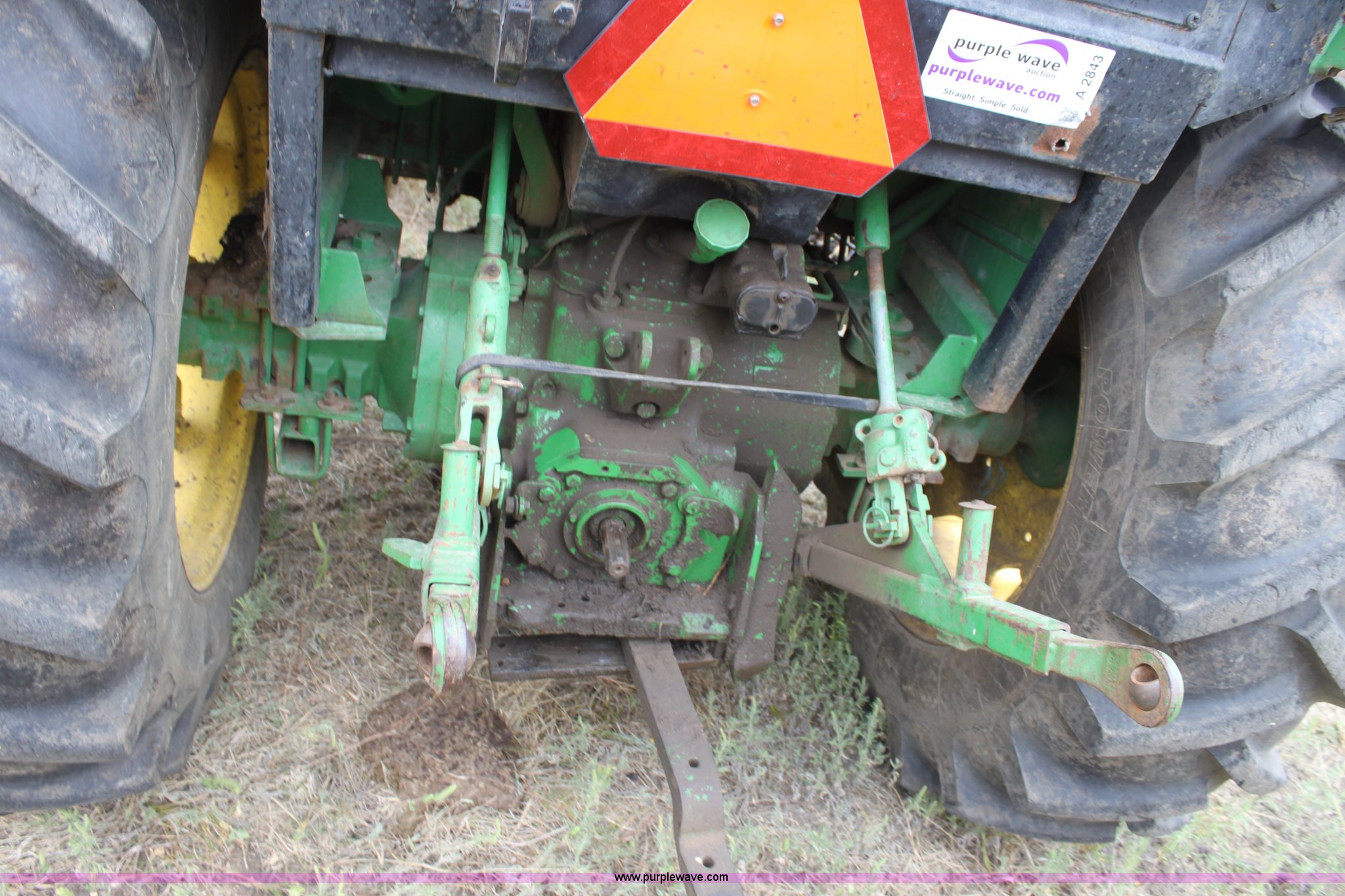 1984 John Deere 2550 tractor in Gridley, KS Item A2843 sold Purple Wave