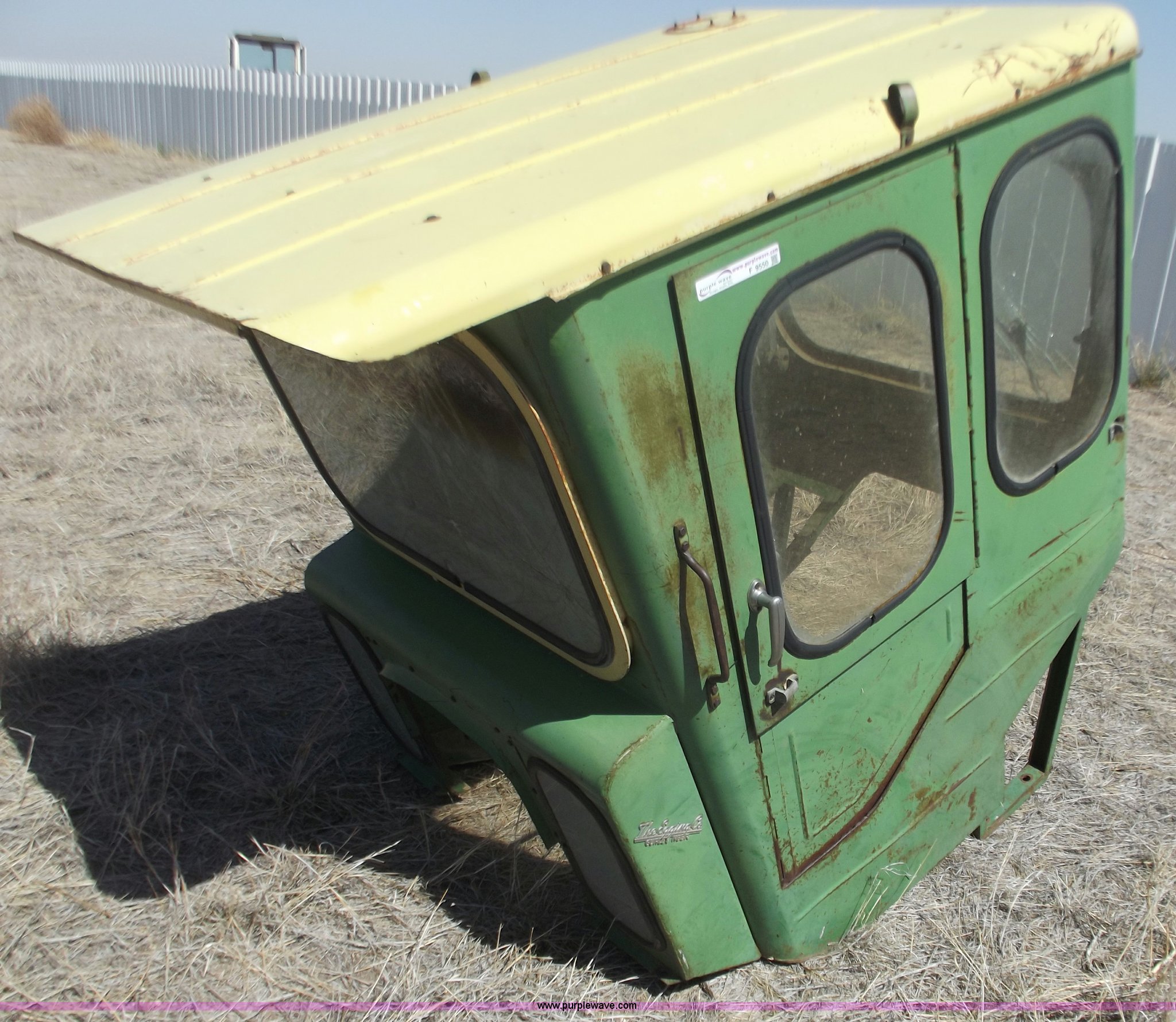 Egging tractor cab from John Deere 4020 in Dumas, TX Item F9550 sold