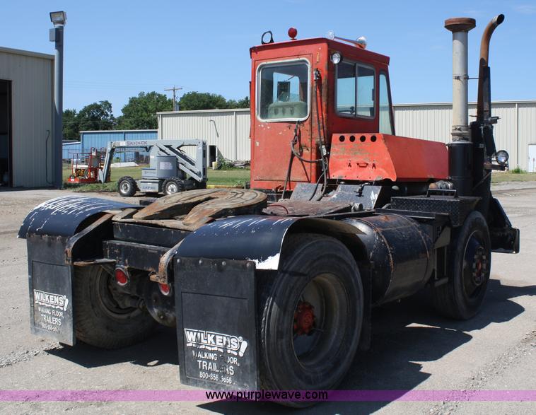 image for item A2166 American Coleman 3044BC-1 yard truck