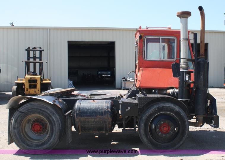 image for item A2166 American Coleman 3044BC-1 yard truck