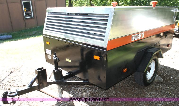 image for item A2377 Westinghouse Combo 4 job site trailer