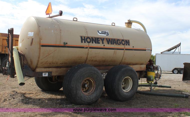 image for item A2695 Clay 2250 Honey Wagon vacuum tank