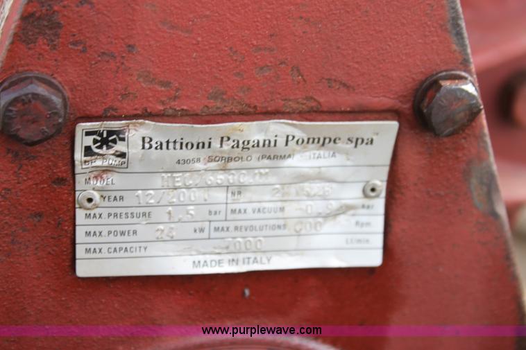 image for item A2695 Clay 2250 Honey Wagon vacuum tank