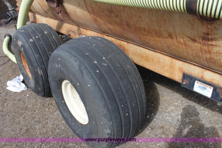 image for item A2695 Clay 2250 Honey Wagon vacuum tank
