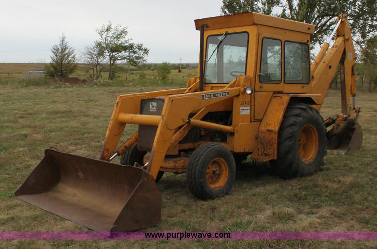 image for item A2838 1979 John Deere 410 backhoe