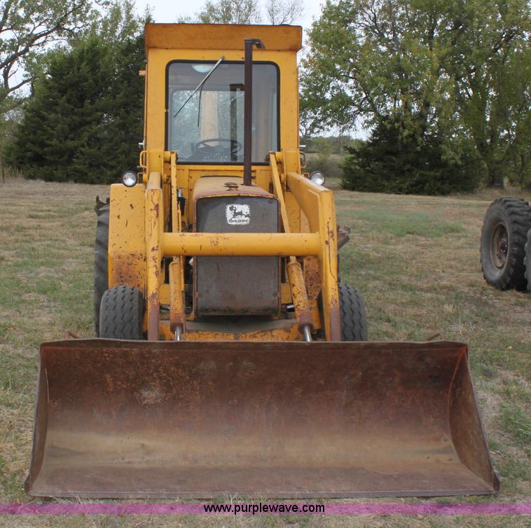 image for item A2838 1979 John Deere 410 backhoe