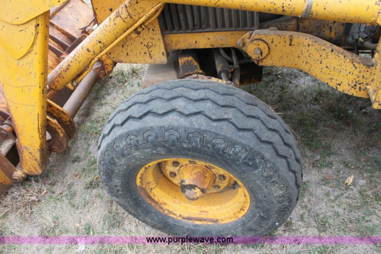image for item A2838 1979 John Deere 410 backhoe
