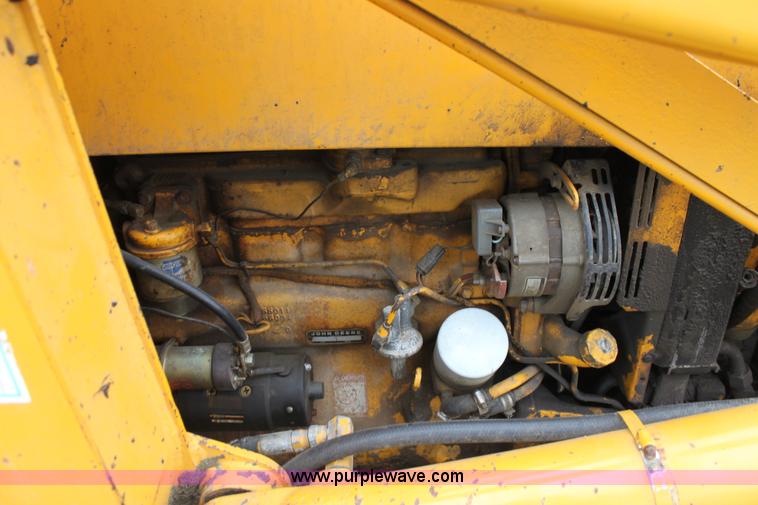 image for item A2838 1979 John Deere 410 backhoe