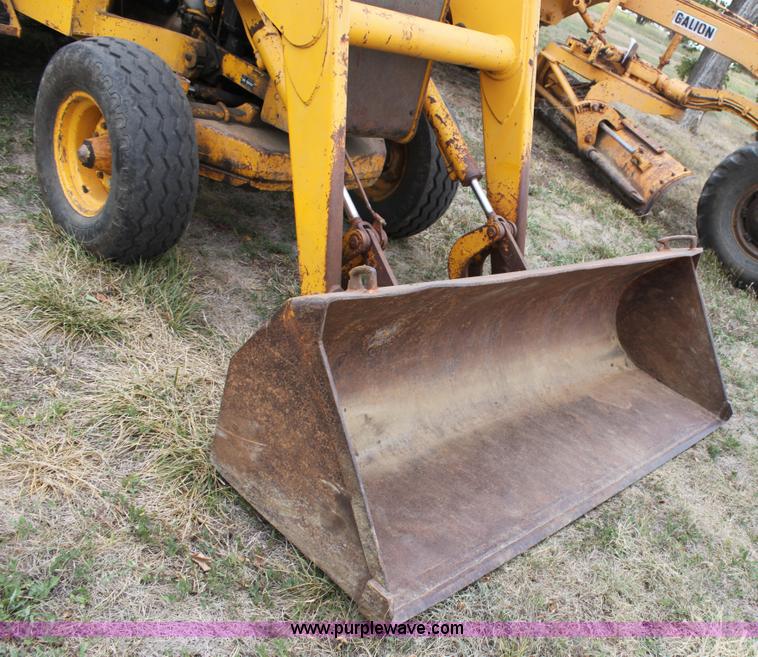 image for item A2838 1979 John Deere 410 backhoe