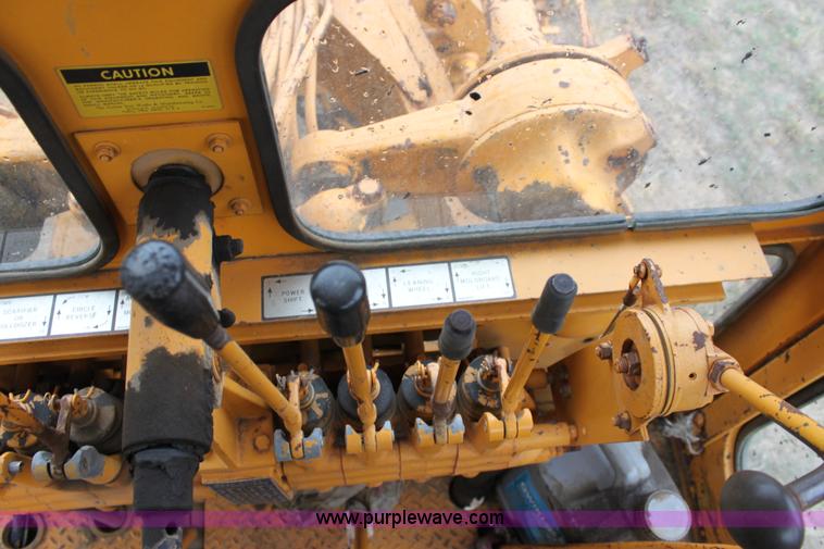 image for item A2839 1973 Galion 118 motor grader