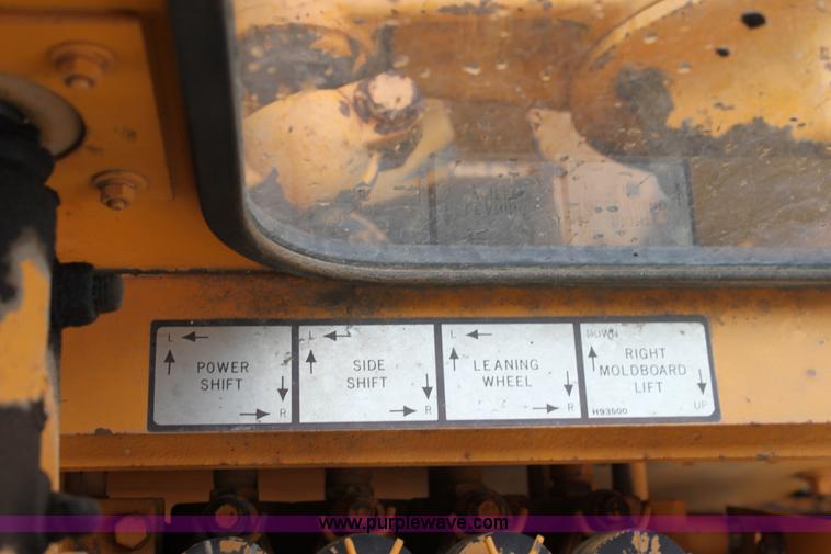 image for item A2839 1973 Galion 118 motor grader