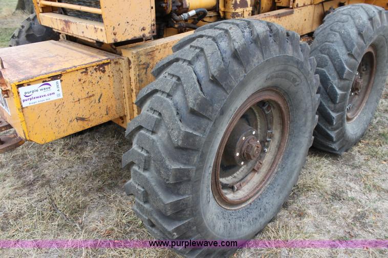 image for item A2839 1973 Galion 118 motor grader
