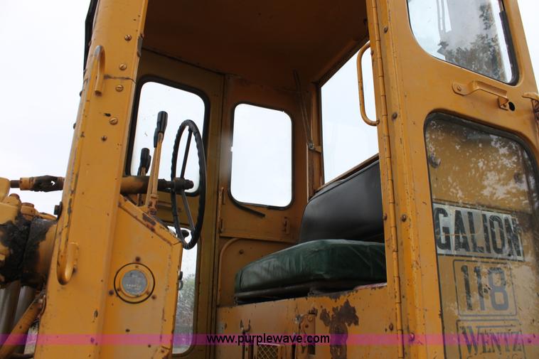 image for item A2840 Galion 118 motor grader