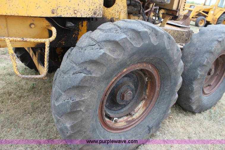 image for item A2840 Galion 118 motor grader