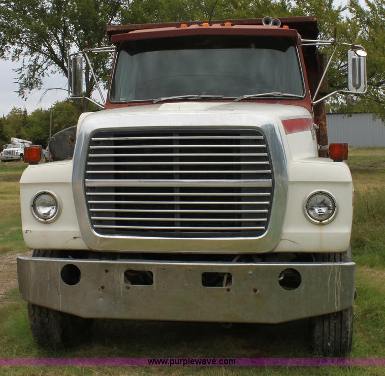image for item A2844 1977 Ford tandem axle dump truck