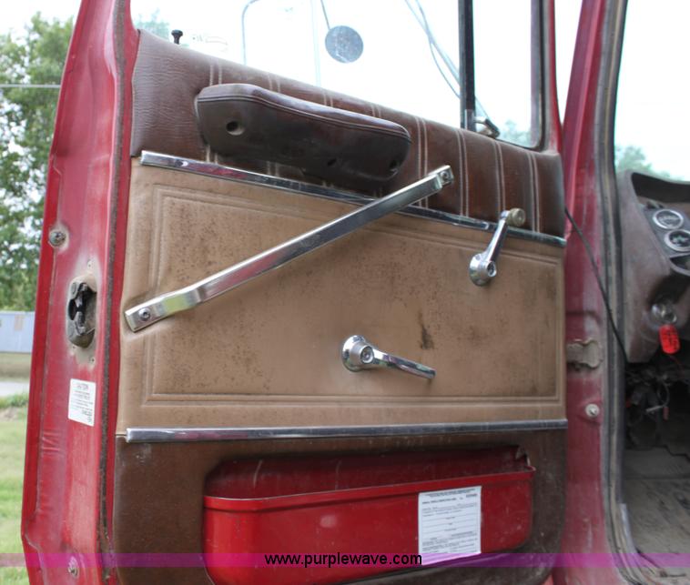 image for item A2844 1977 Ford tandem axle dump truck