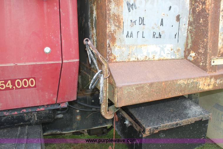 image for item A2844 1977 Ford tandem axle dump truck