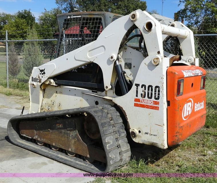 image for item A3104 2003 Bobcat T300 skid steer