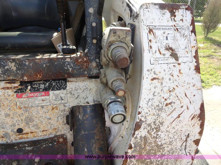 image for item A3104 2003 Bobcat T300 skid steer