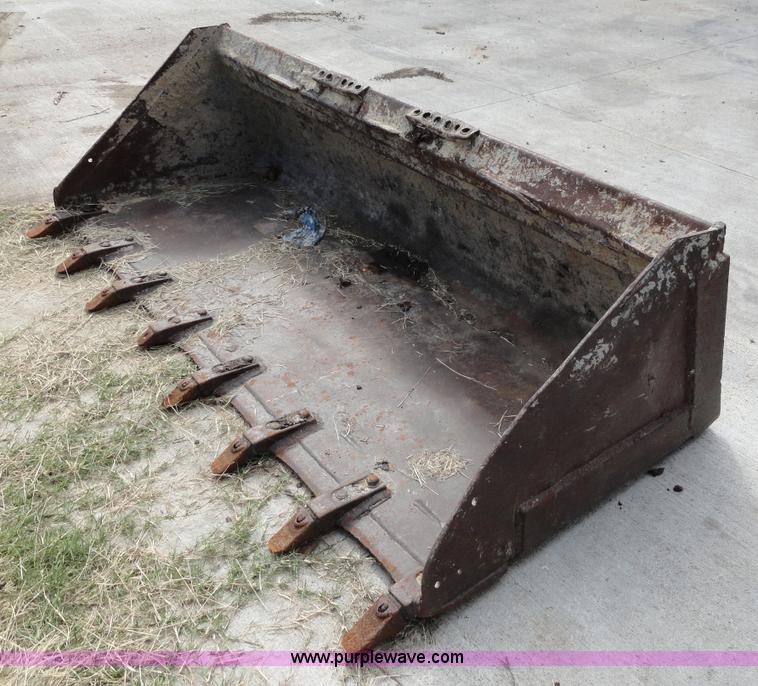 image for item A3104 2003 Bobcat T300 skid steer