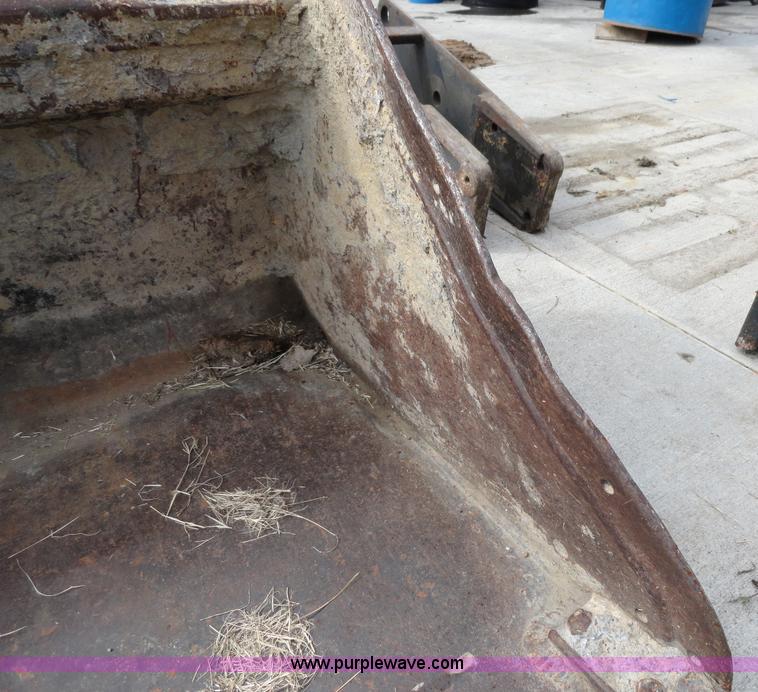 image for item A3104 2003 Bobcat T300 skid steer