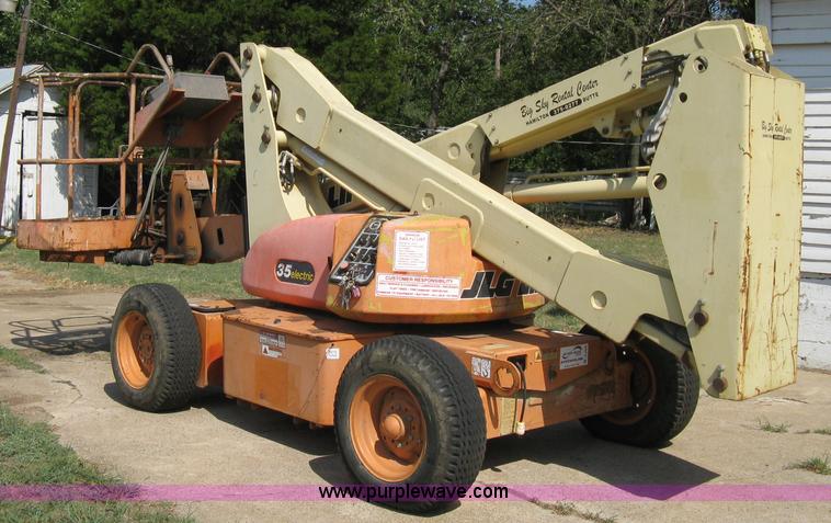 image for item A4306 1995 JLG 35 electric boom lift