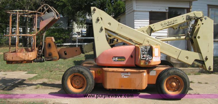 image for item A4306 1995 JLG 35 electric boom lift