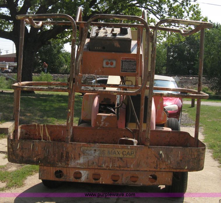 image for item A4306 1995 JLG 35 electric boom lift