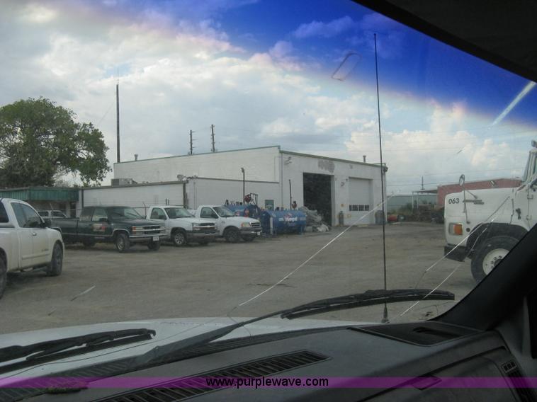 image for item A4346 1992 Chevrolet Cheyenne 2500 pickup truck