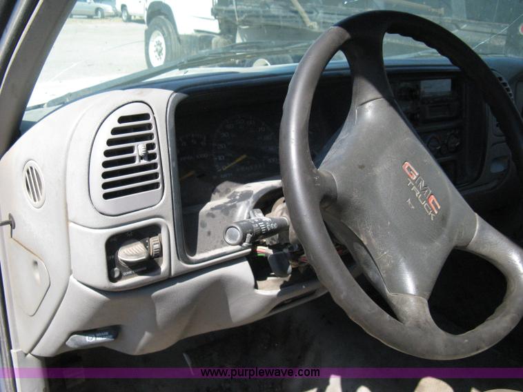 image for item A4348 2000 GMC Sierra C3500 pickup truck