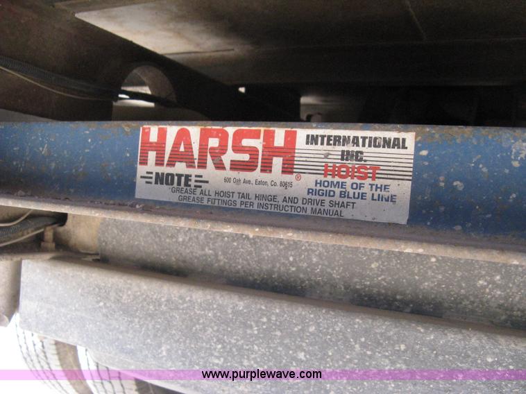 image for item A4348 2000 GMC Sierra C3500 pickup truck