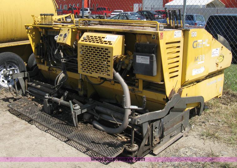 image for item A4360 Gehl 1438 Power Box asphalt paver
