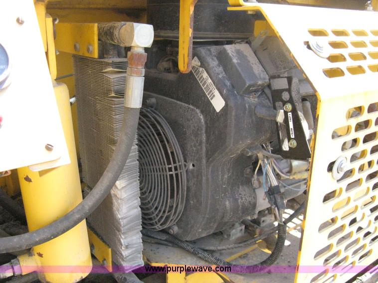 image for item A4360 Gehl 1438 Power Box asphalt paver