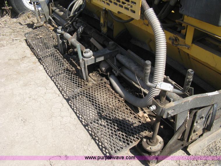 image for item A4360 Gehl 1438 Power Box asphalt paver