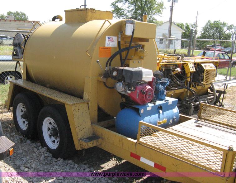 image for item A4361 2005 Seal-rite tandem axle trailer